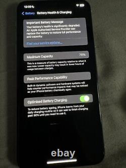 Iphone 11 pro max 64gb Unlocked Silver (Read Desc.)